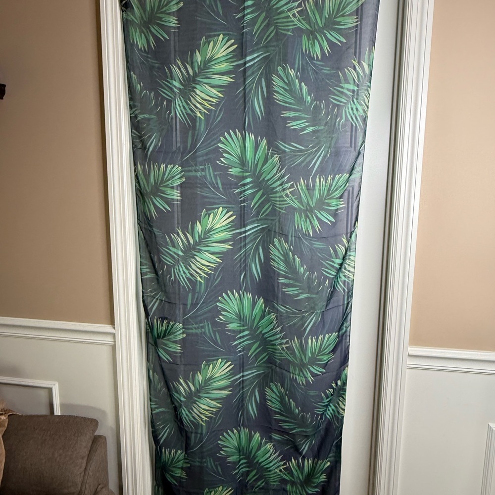 Women’s Pokoloko Green Leaf Print Scarf